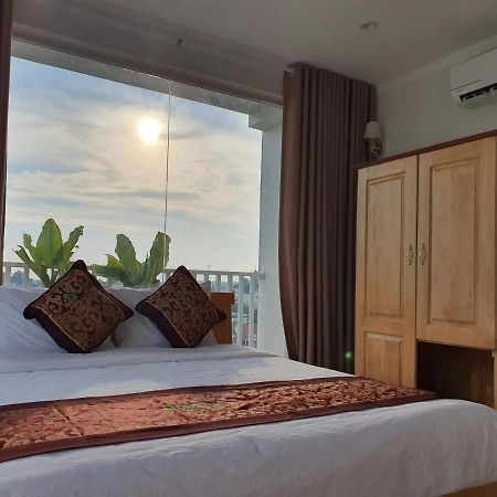 Minh Manh Hotel 2 Плей Ку Екстериор снимка