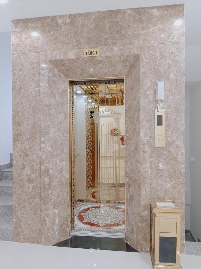 Minh Manh Hotel 2 Плей Ку Екстериор снимка